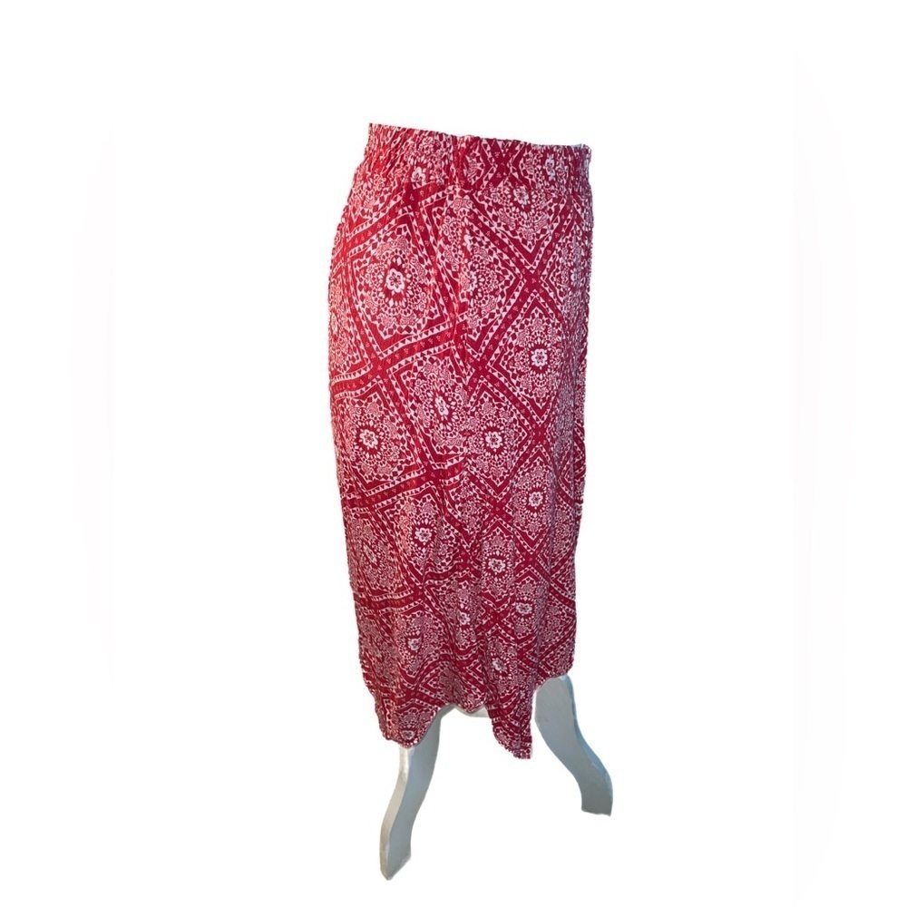 Faded Glory Women's Short Woven Asymmetrical Diamond Pattern Skirt Size Small - Picture 3 of 9